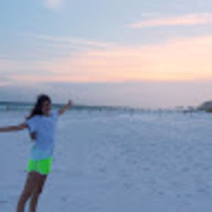 Meet your Posher, Amberly